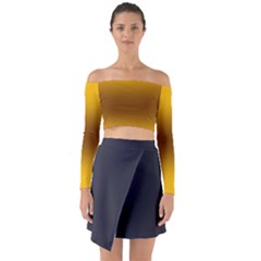 Amber Orange To Chocolate Brown Bilinear Gradient Long Sleeve Off Shoulder Crop Top