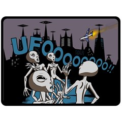 The Ufo Fleece Blanket (extra Large) by Contest1732250